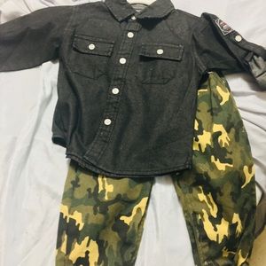 Black & Camo Outfit